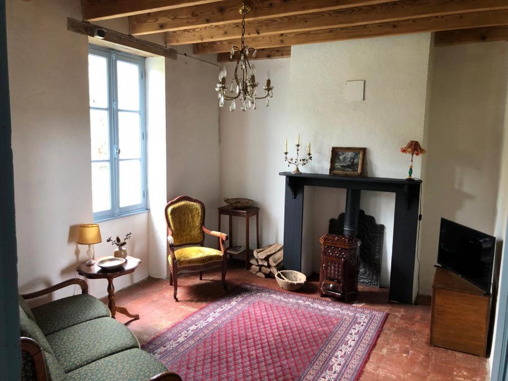 Le Tarde - Crecerelle Villa Saint-Désiré Dış mekan fotoğraf