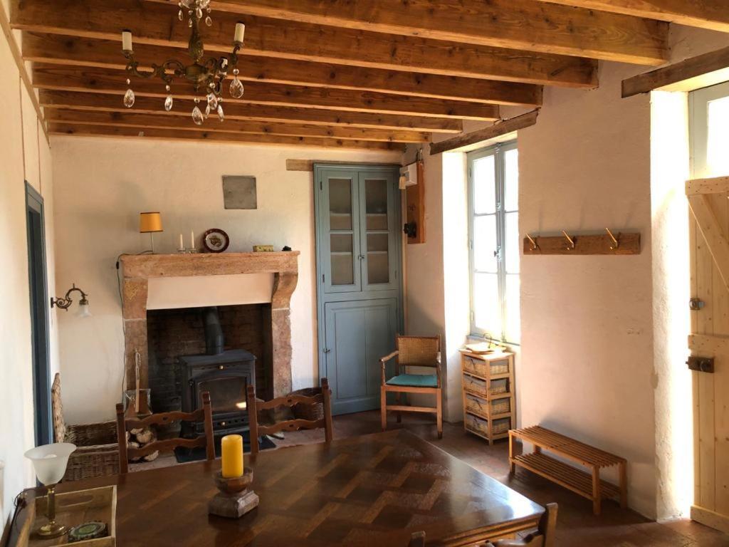 Le Tarde - Crecerelle Villa Saint-Désiré Dış mekan fotoğraf